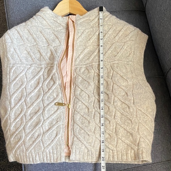 Pilcro Beige Cable Knit Sweater Vest - Picture 6 of 10